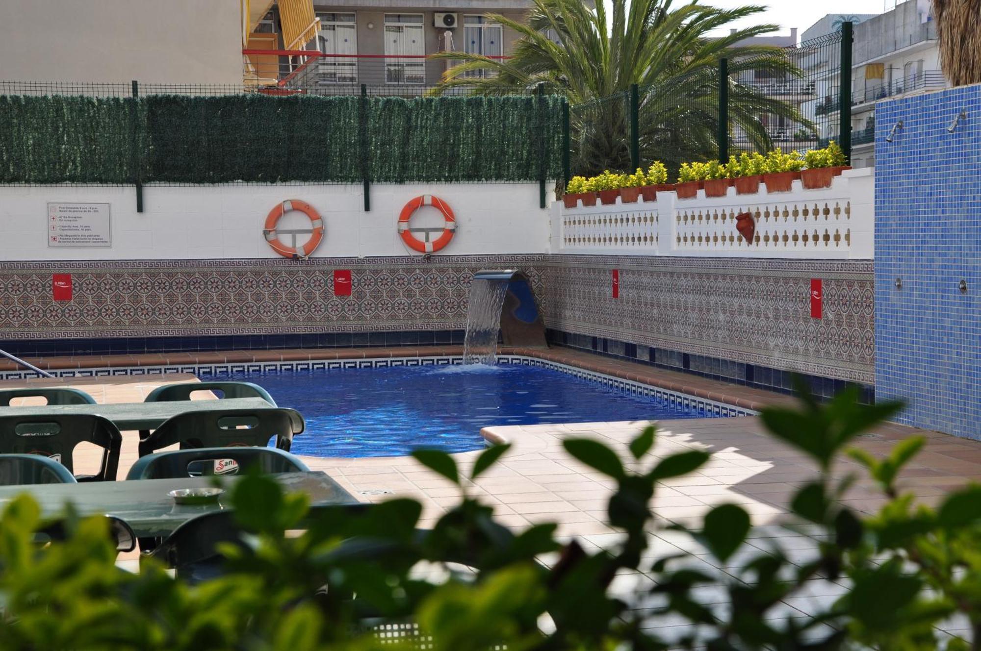 Casablanca Suites - Adults Only Calella Exterior photo