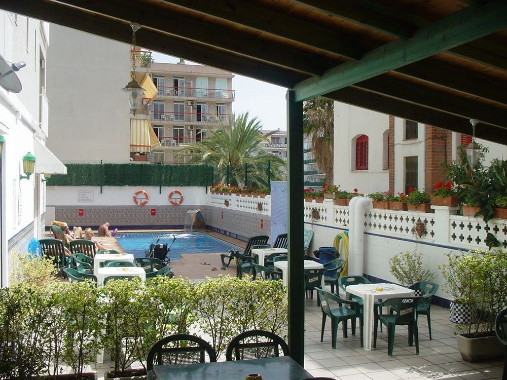 Casablanca Suites - Adults Only Calella Exterior photo